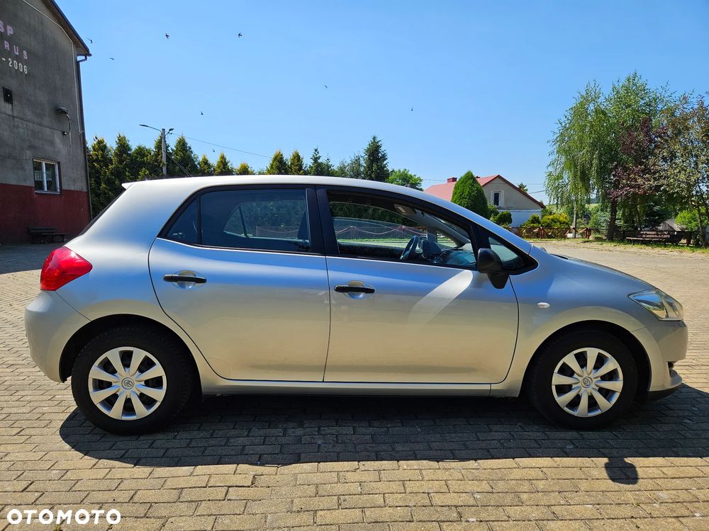Toyota Auris 1.33 VVT-i Luna - 6