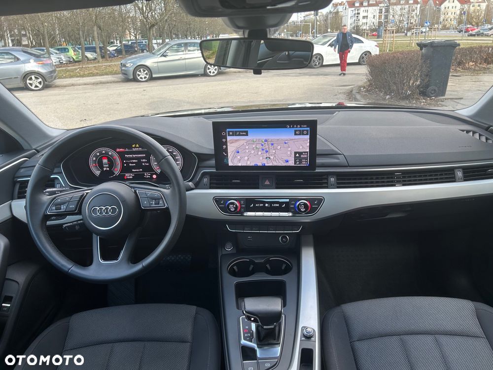 Audi A4 Limousine 35 TFSI mHEV Advanced S tronic - 10