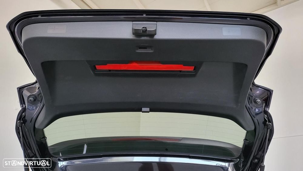 VW T-Cross 1.0 TSI Life DSG - 24