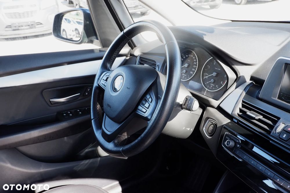BMW Seria 2 218d Advantage - 5