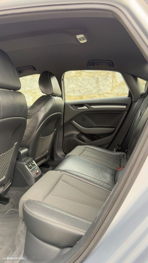 Audi A3 Limousine 1.6 TDI S-line - 11