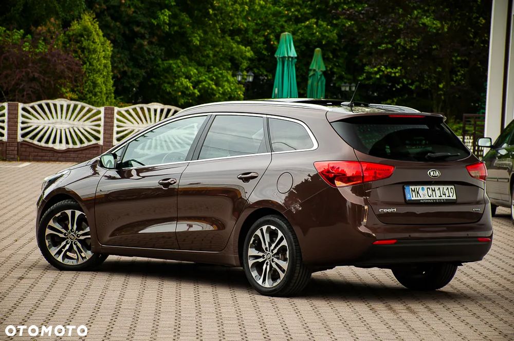 Kia Ceed 1.6 CRDi 136 DCT ISG Platinum Edition - 7