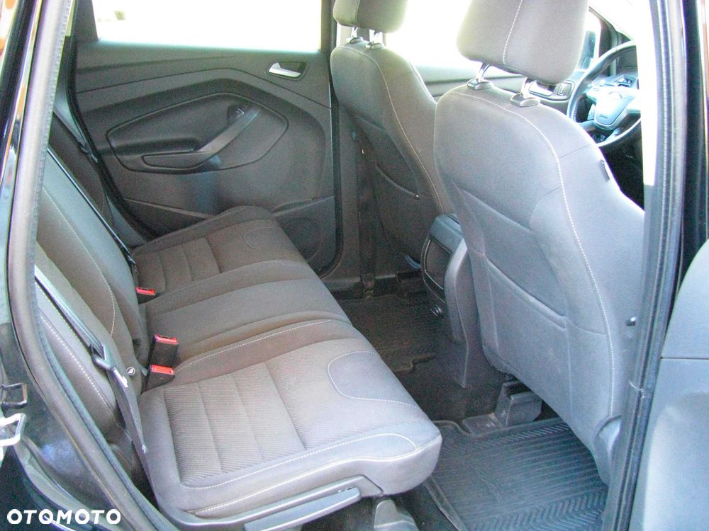 Ford Kuga - 8