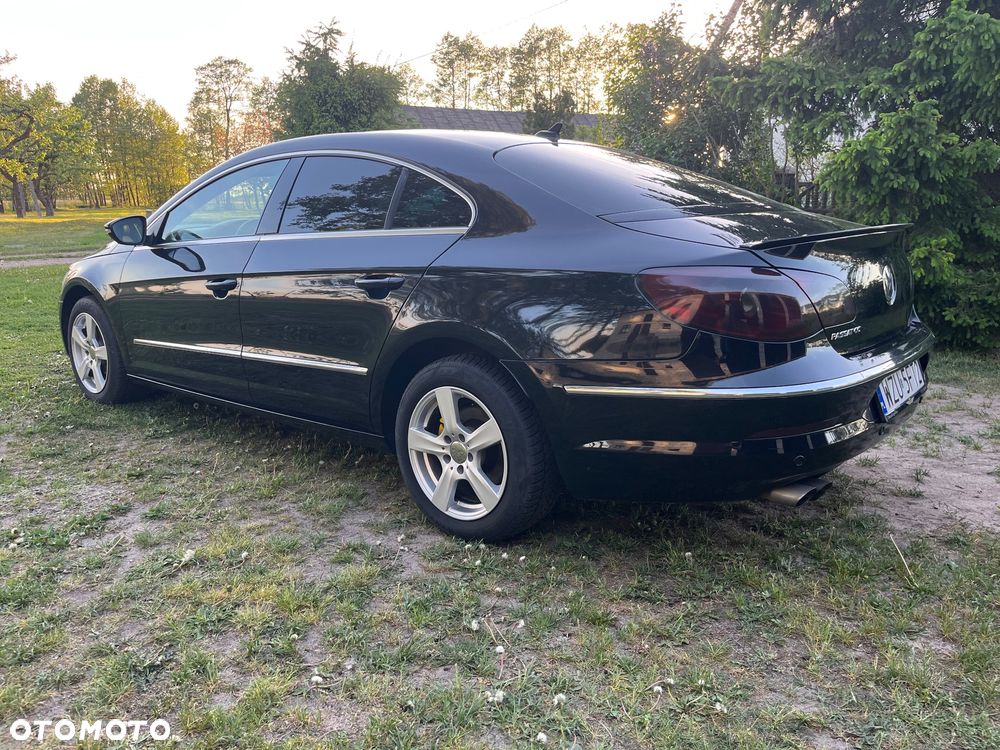 Volkswagen Passat 2.0 TDI DPF Highline - 6