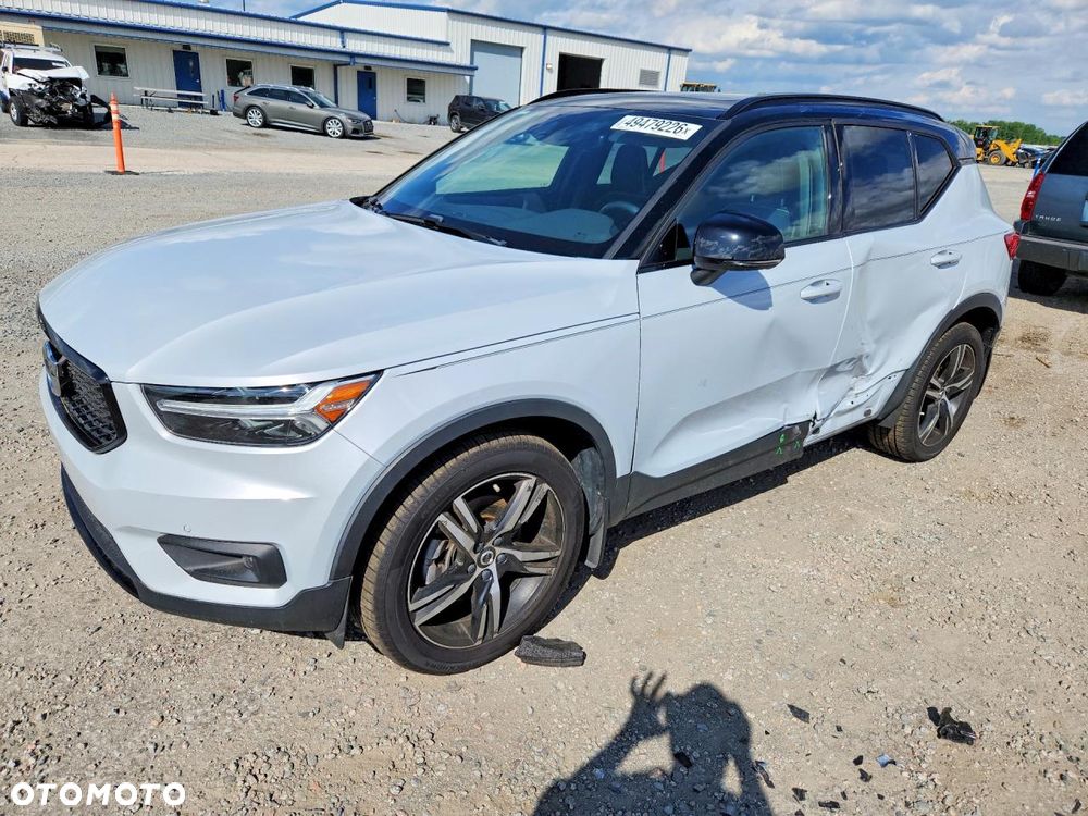 Volvo XC 40 B5 B AWD R-Design - 2