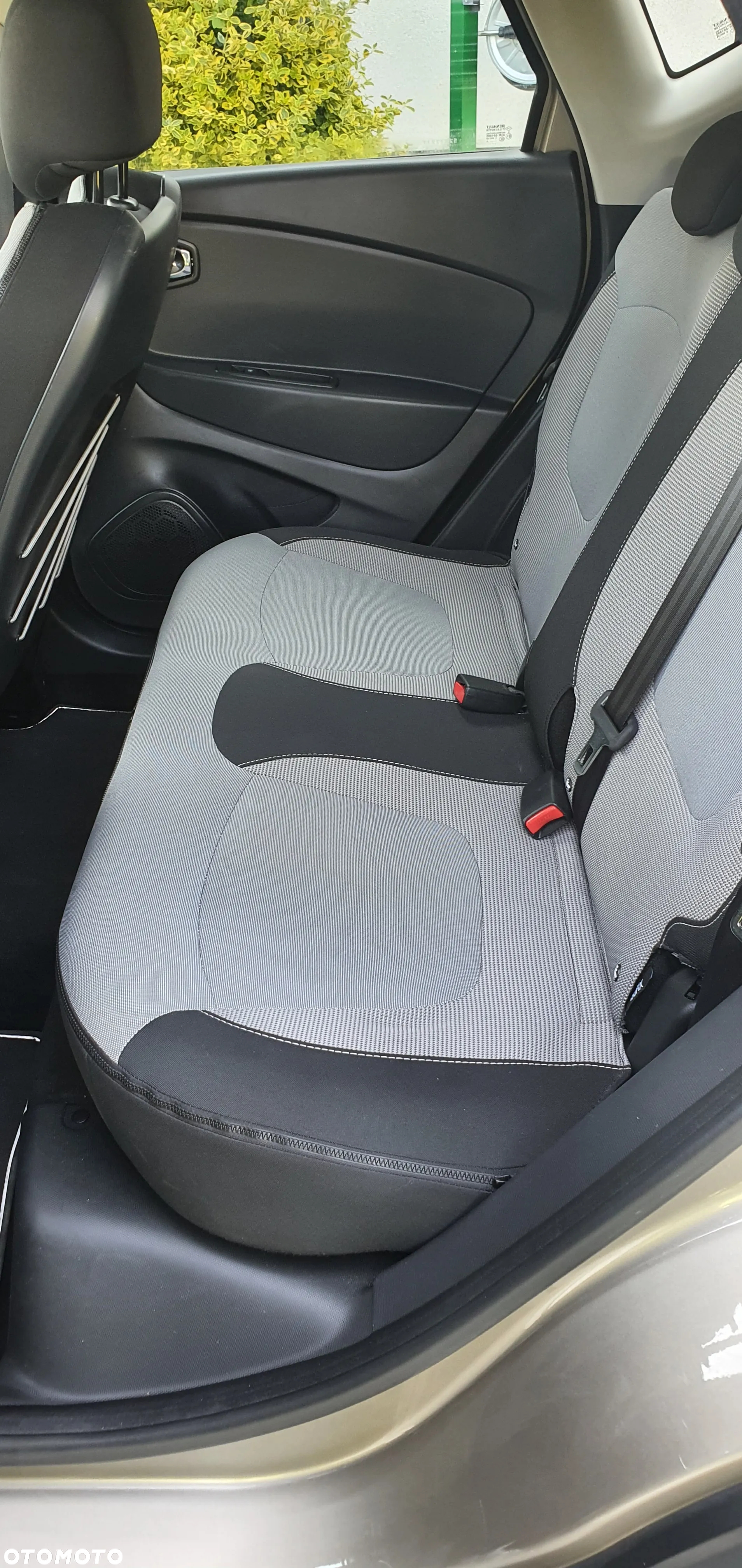 Renault Captur - 16