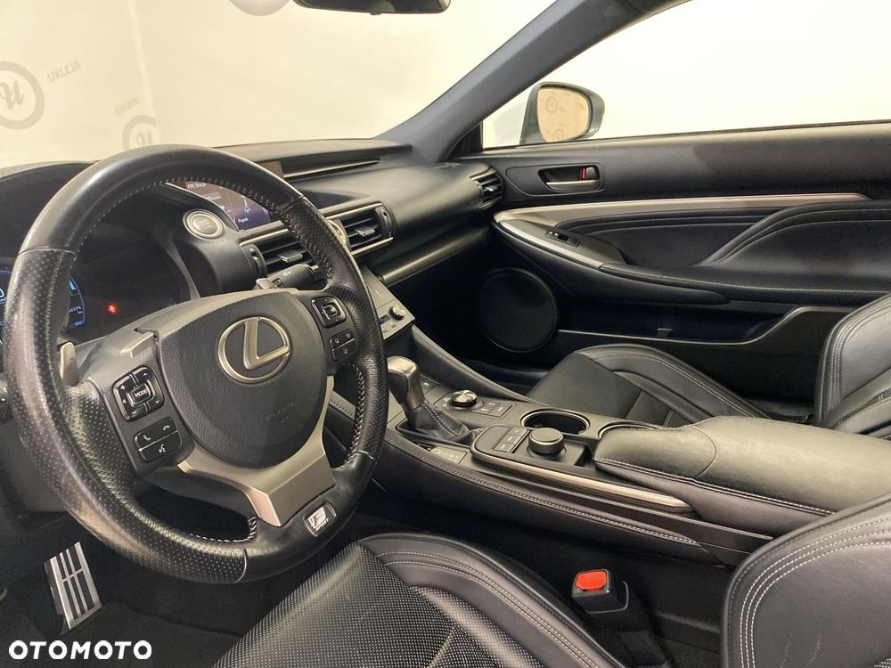 Lexus RC 200t / 300 F Sport - 3