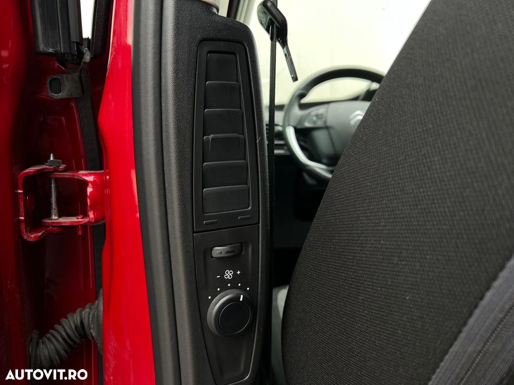 Citroën C4 Grand Space Tourer Spacetourer PureTech 130 Stop&Start EAT8 SELECTION - 20