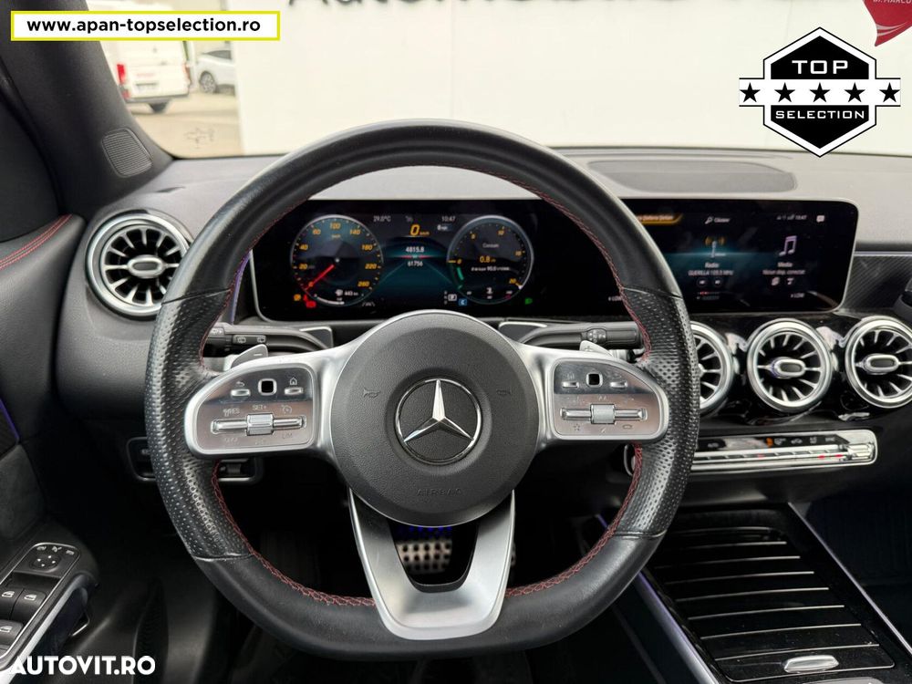 Mercedes-Benz GLB - 12