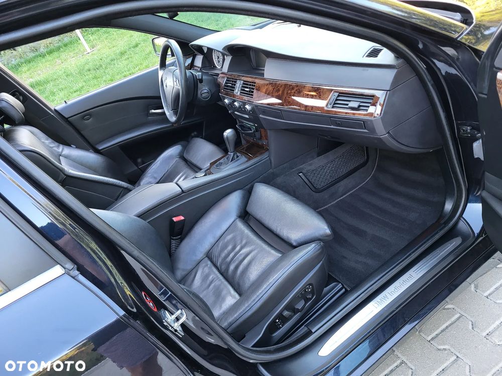 BMW Seria 5 - 25