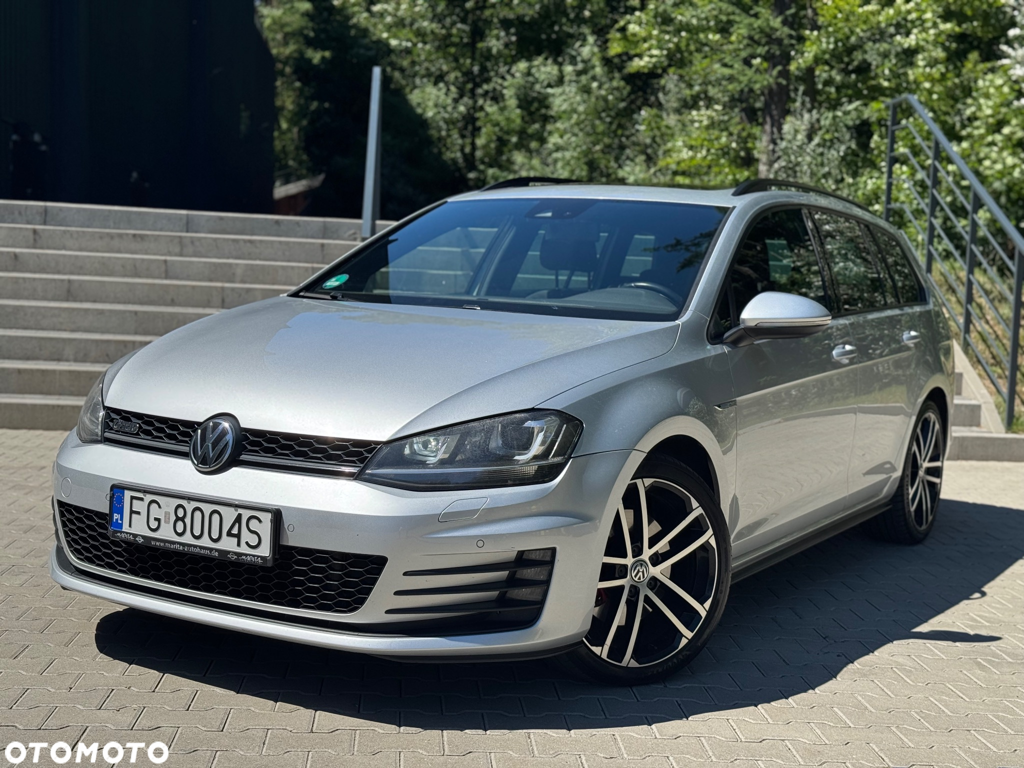 Volkswagen Golf VII 2.0 TDI BMT GTD DSG - 2