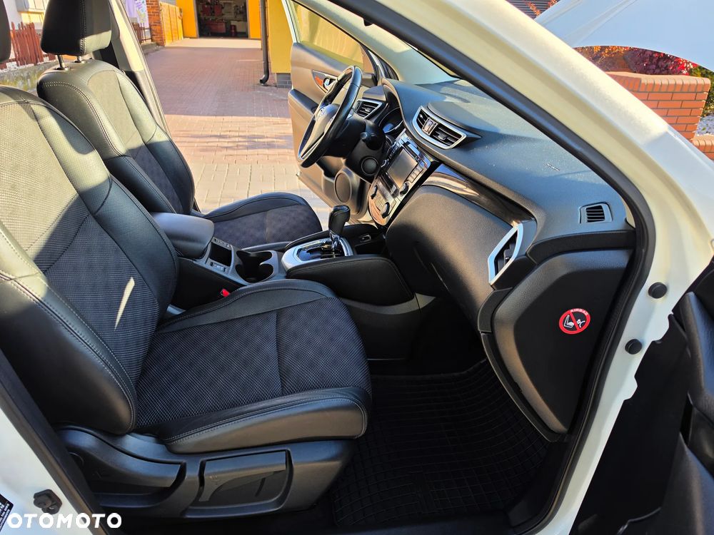 Nissan Qashqai 1.2 DIG-T Xtronic 360 - 27