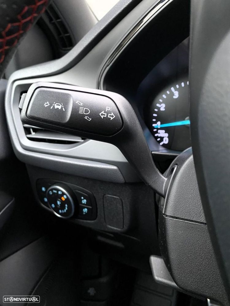 Ford Focus SW 1.0 EcoBoost ST-Line - 14