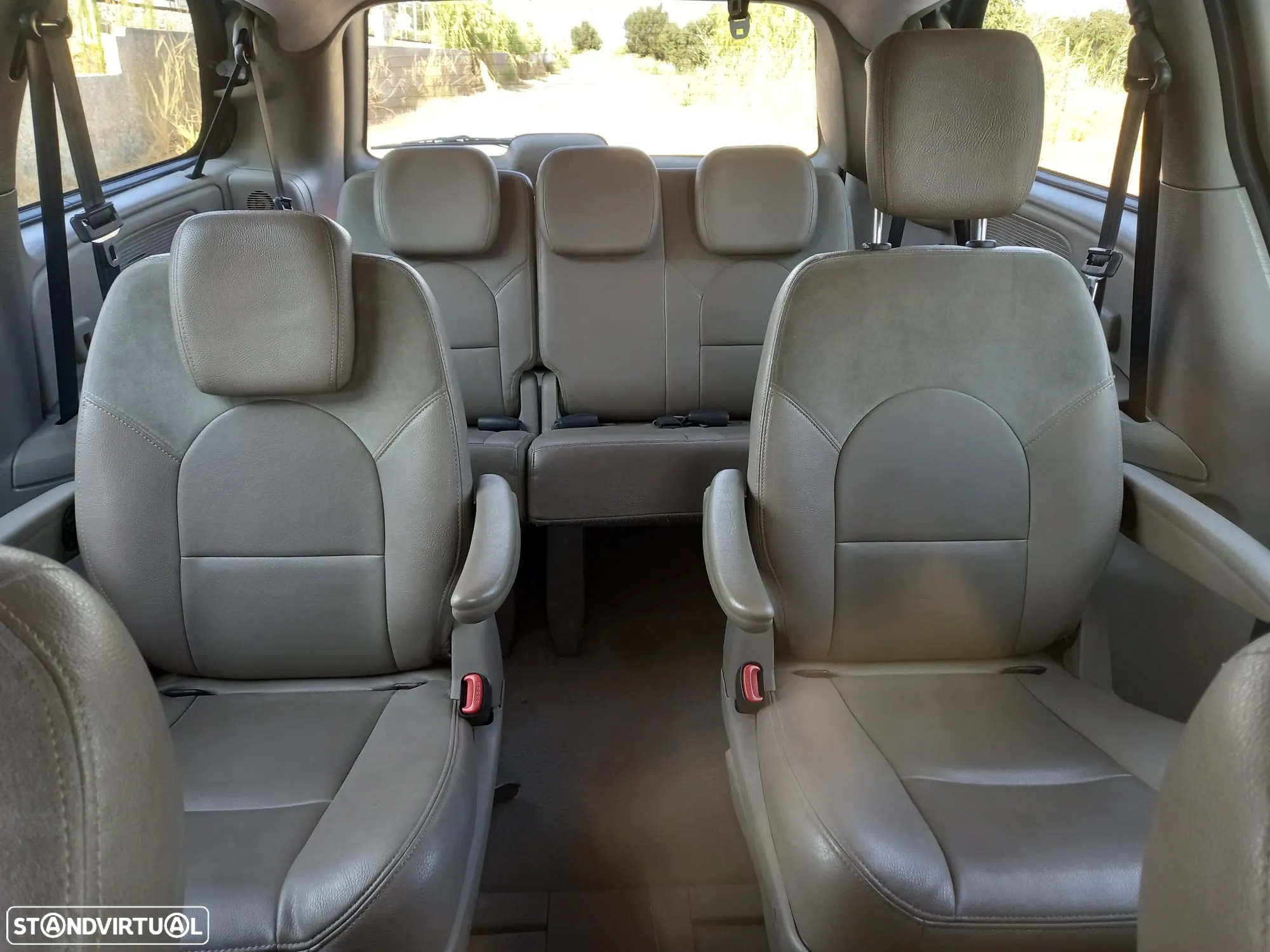 Chrysler Grand Voyager 2.8 CRD ATX SE - 11