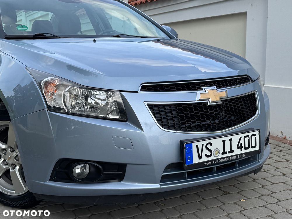 Chevrolet Cruze - 8