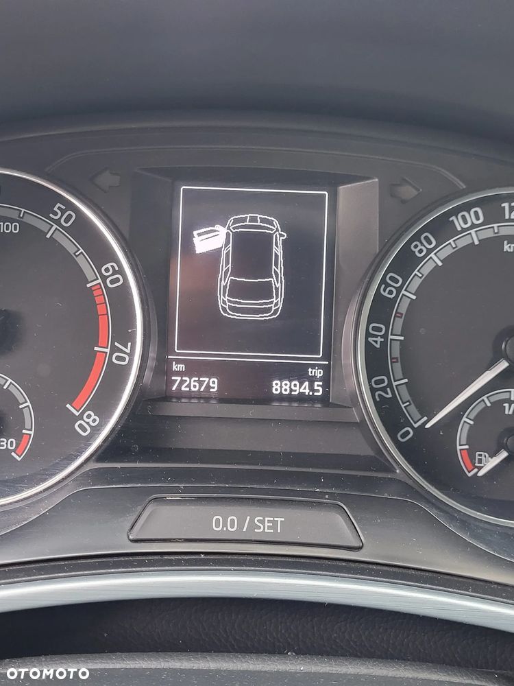 Skoda Fabia 1.0 Ambition - 8