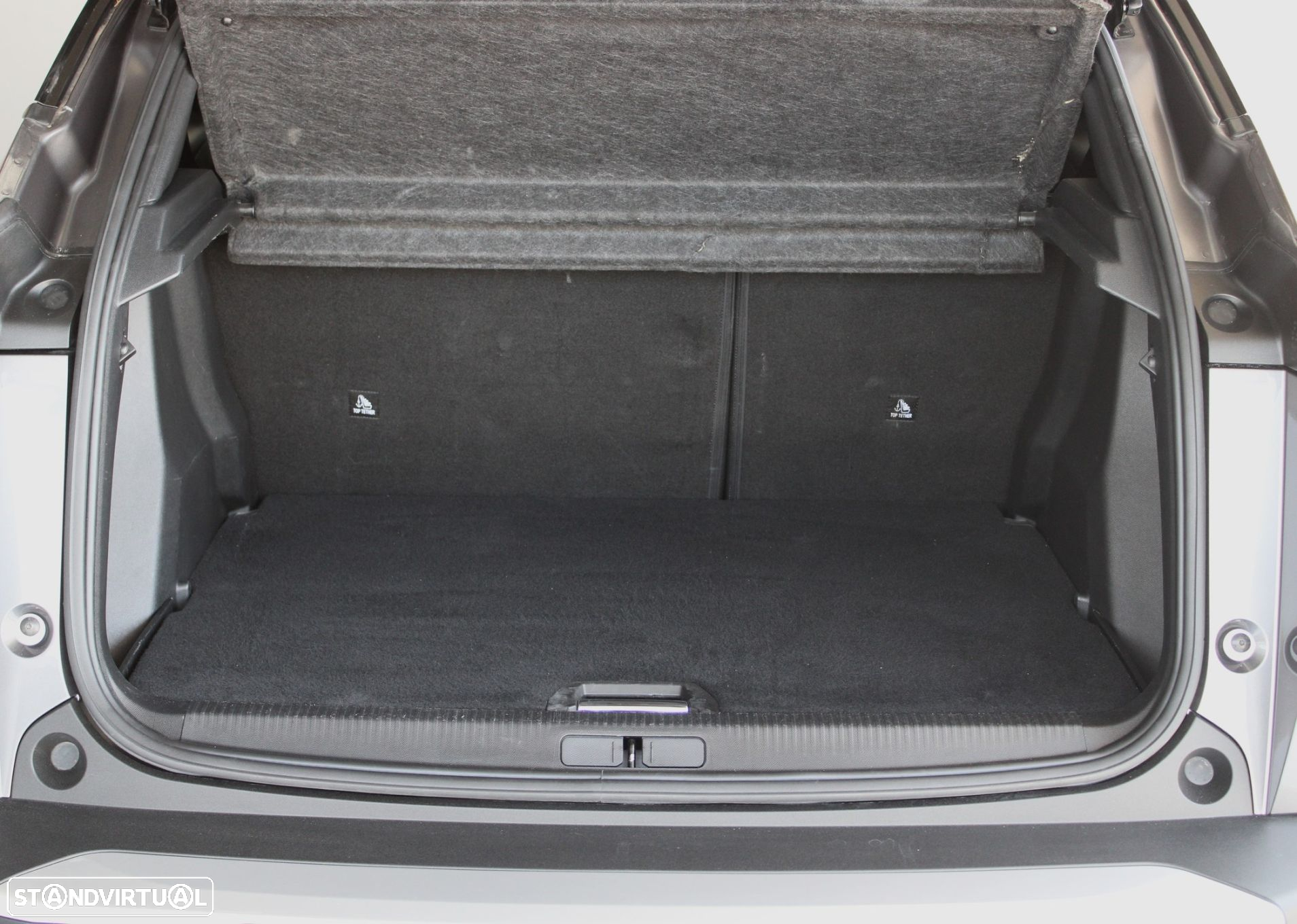 Peugeot 2008 1.2 PureTech Allure Pack EAT8 - 8