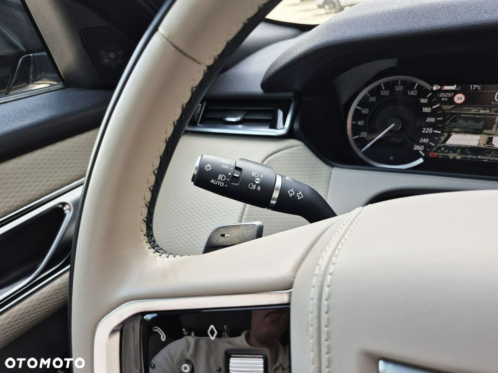 Land Rover Range Rover Velar - 32