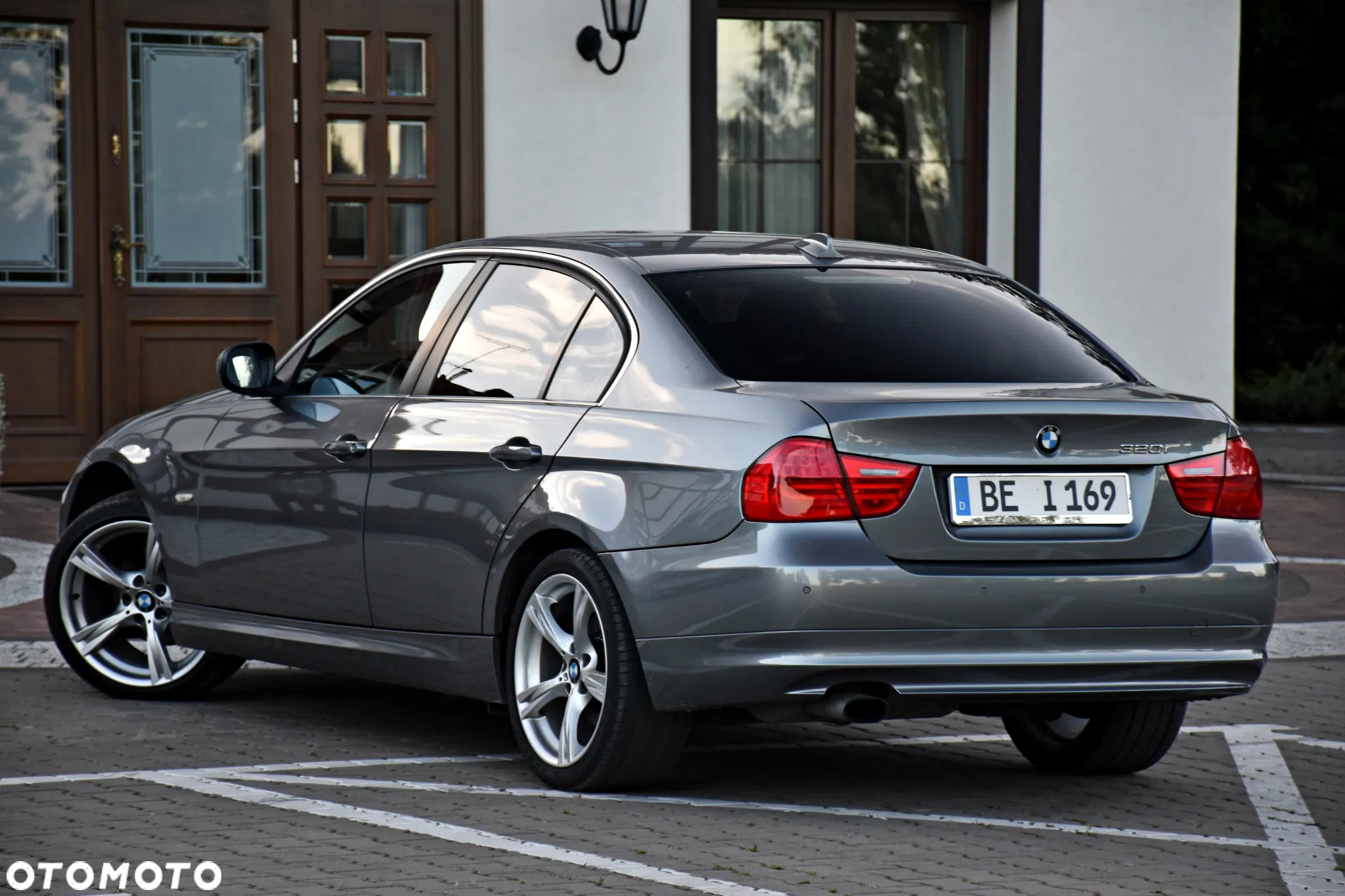 BMW Seria 3 320i - 15