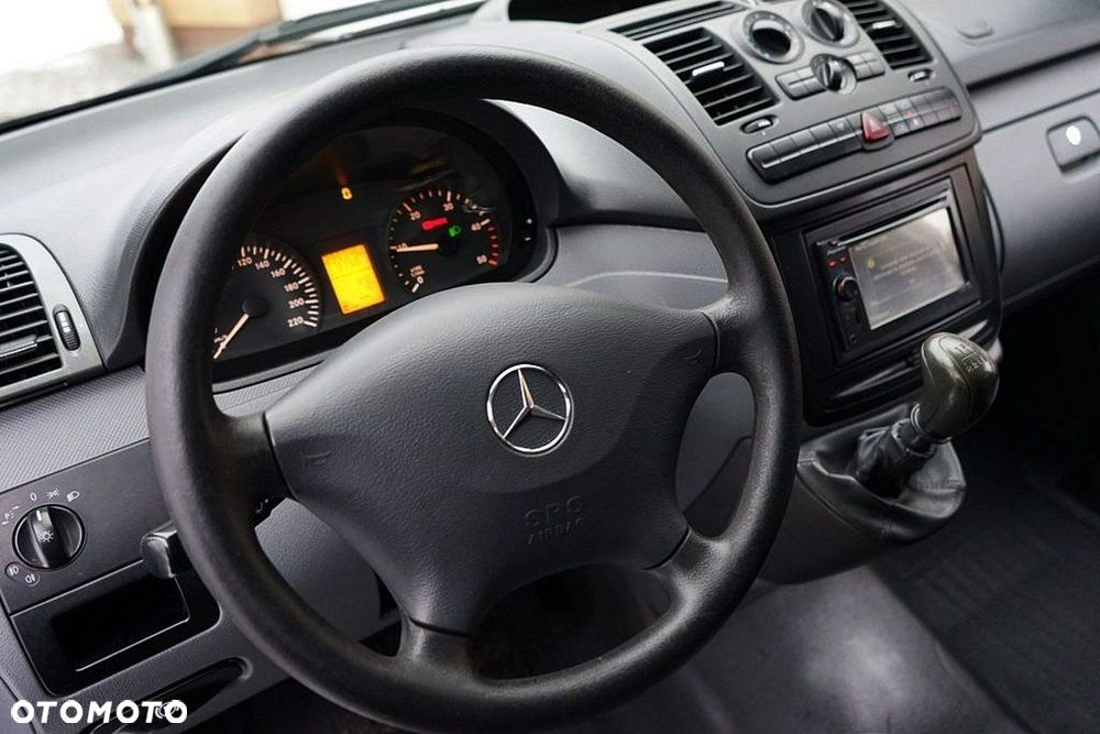 Mercedes-Benz Vito - 22