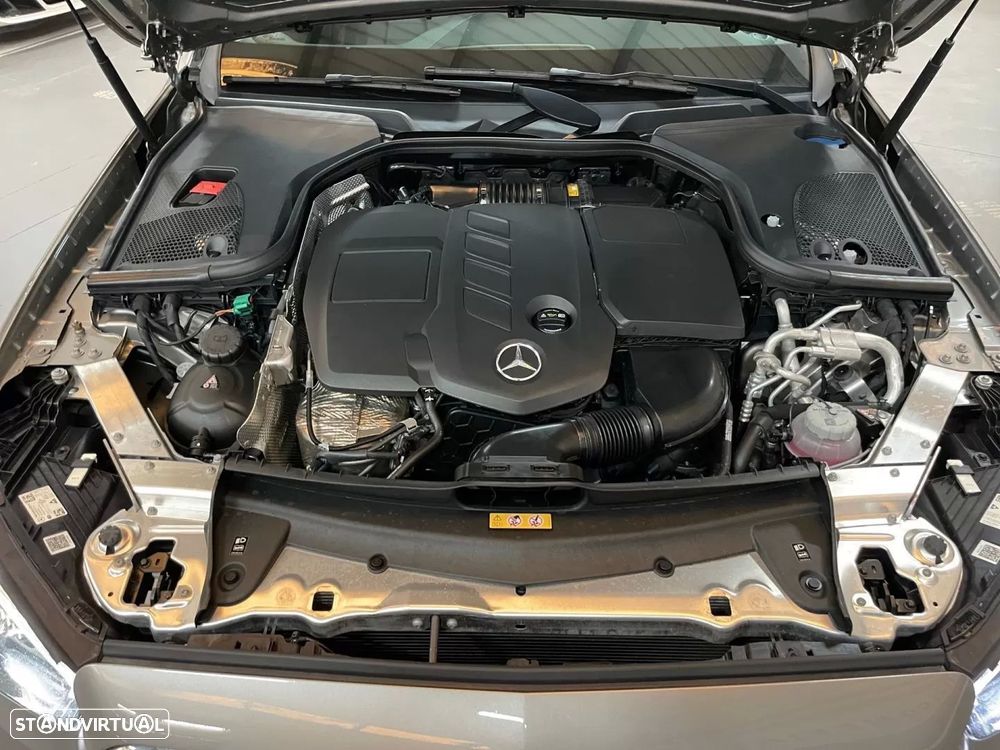 Mercedes-Benz E 300 de Avantgarde - 21