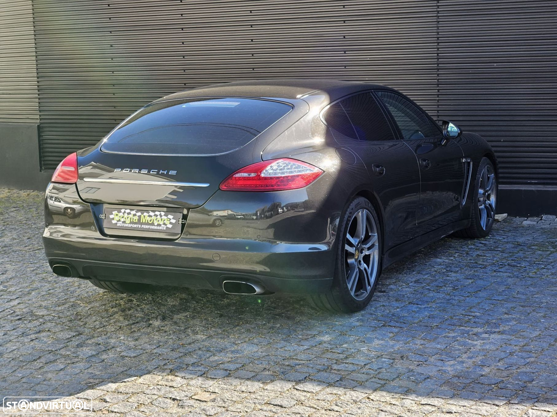 Porsche Panamera Standard - 12