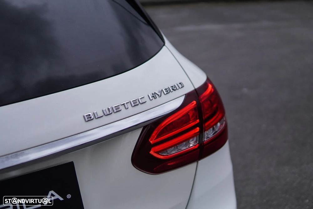 Mercedes-Benz C 300 BlueTEC Hybrid Avantgarde + - 24
