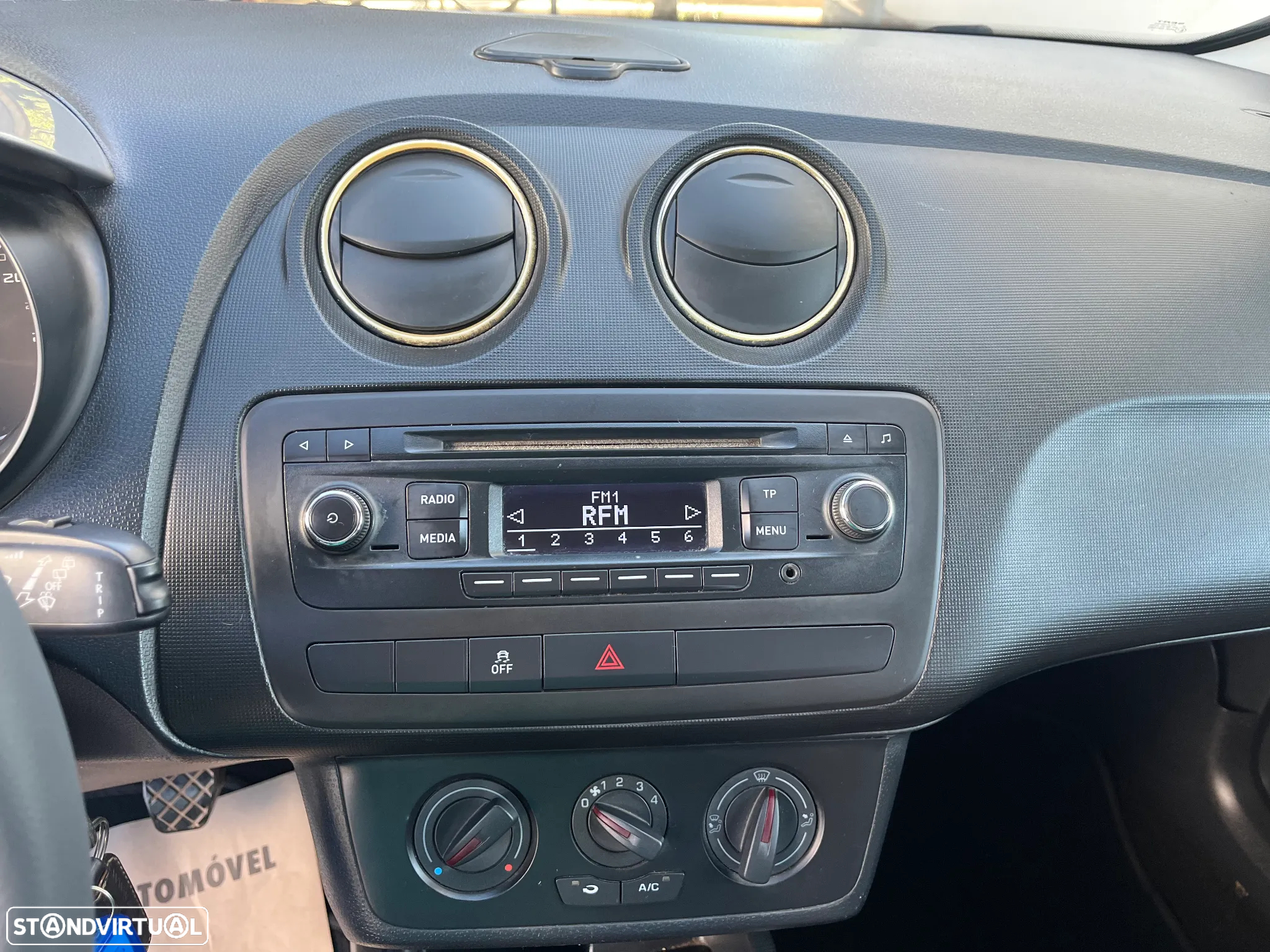 SEAT Ibiza 1.2 12V I-Tech - 19