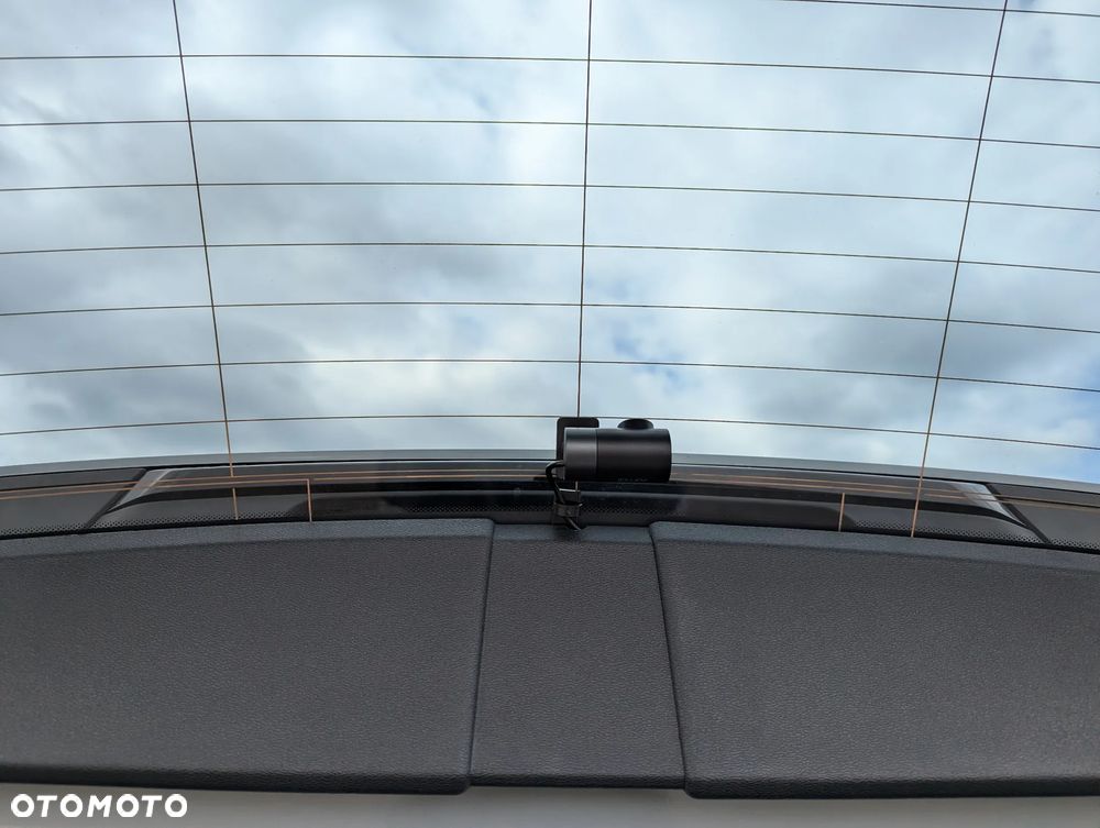 Volvo V60 B4 B Plus Dark - 18
