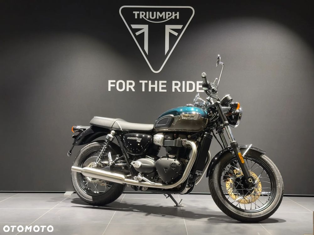 Triumph Bonneville - 5