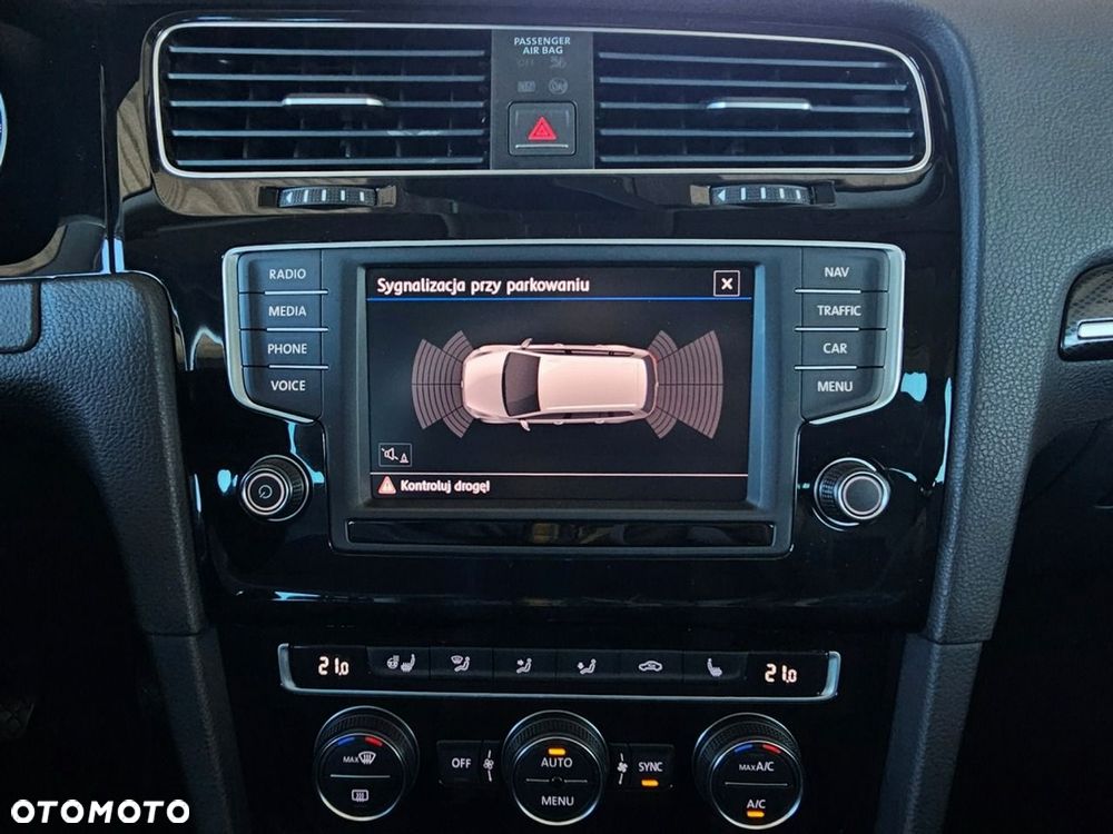 Volkswagen Golf Variant - 36