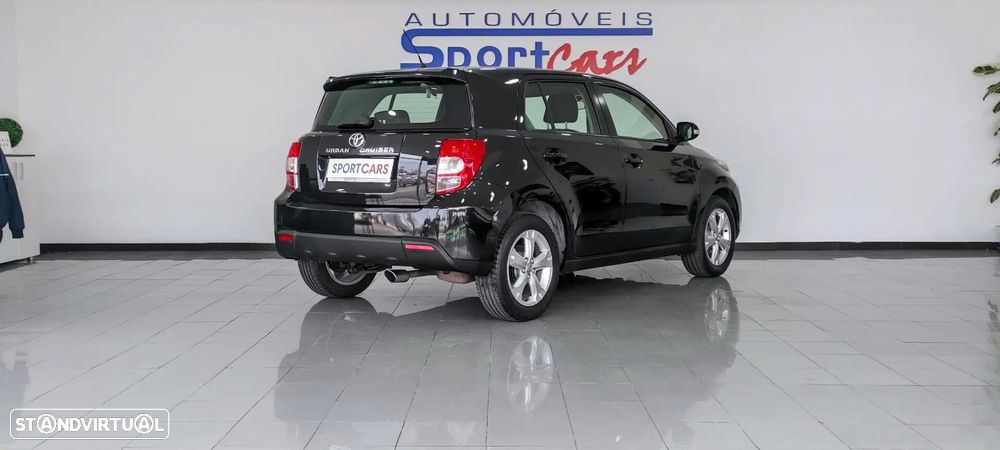 Toyota Urban Cruiser - 13