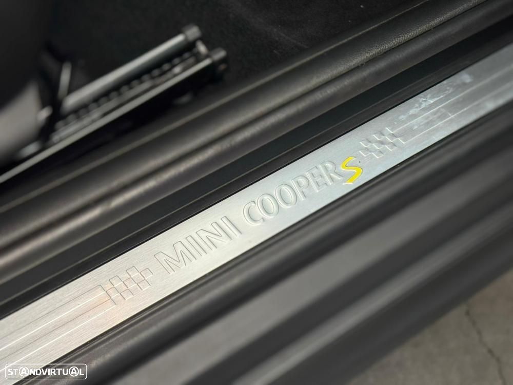 MINI 3 Portas Cooper SE Premium P. Classic - 25