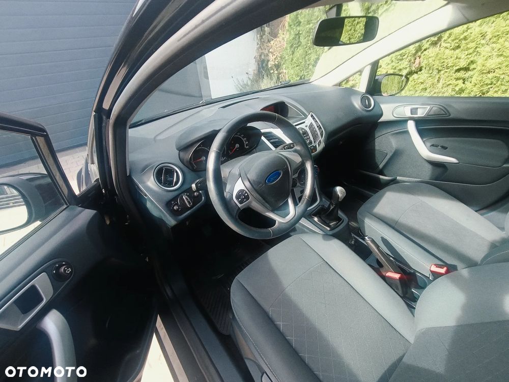 Ford Fiesta 1.25 Trend - 8
