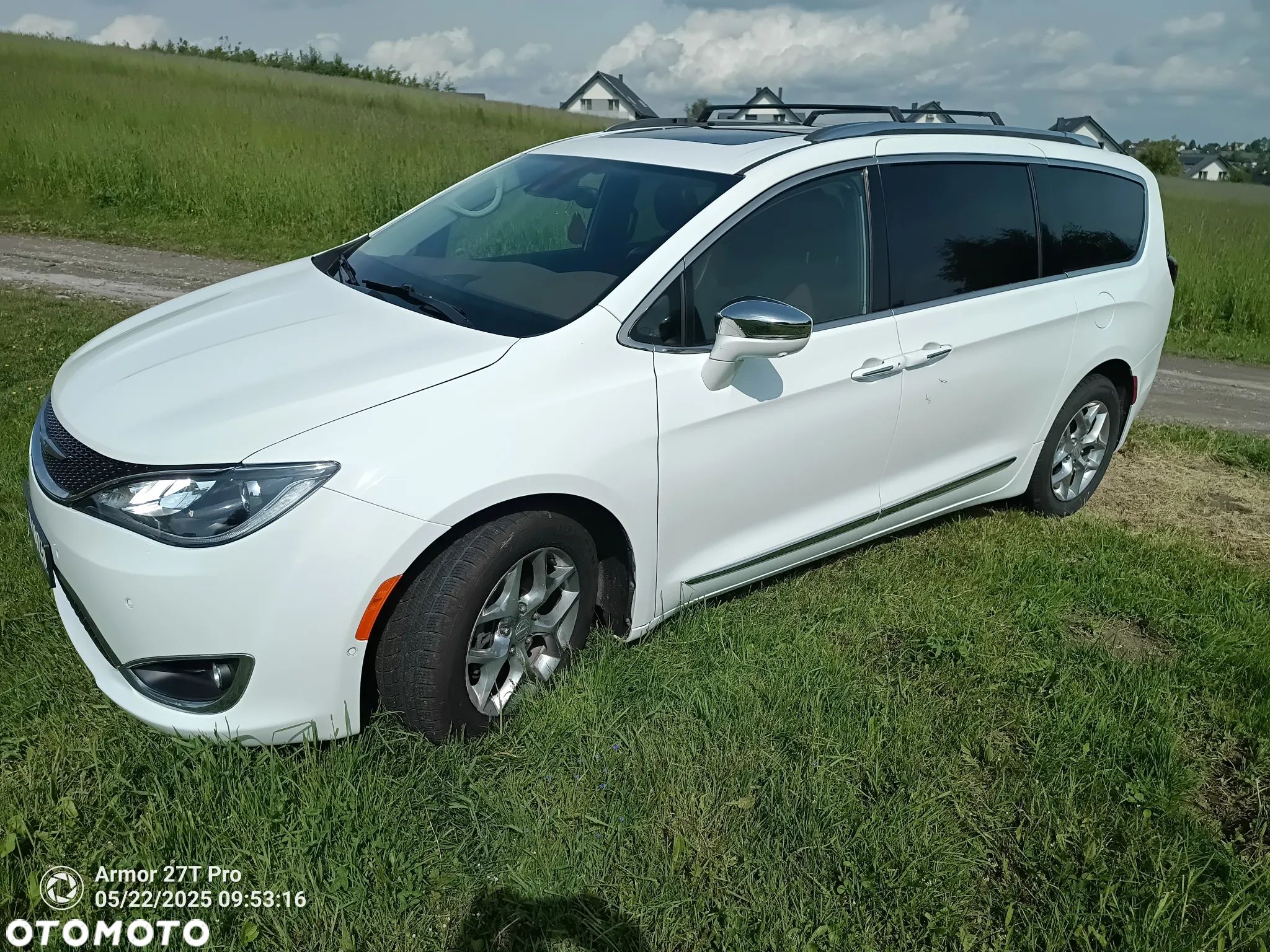 Chrysler Pacifica - 1