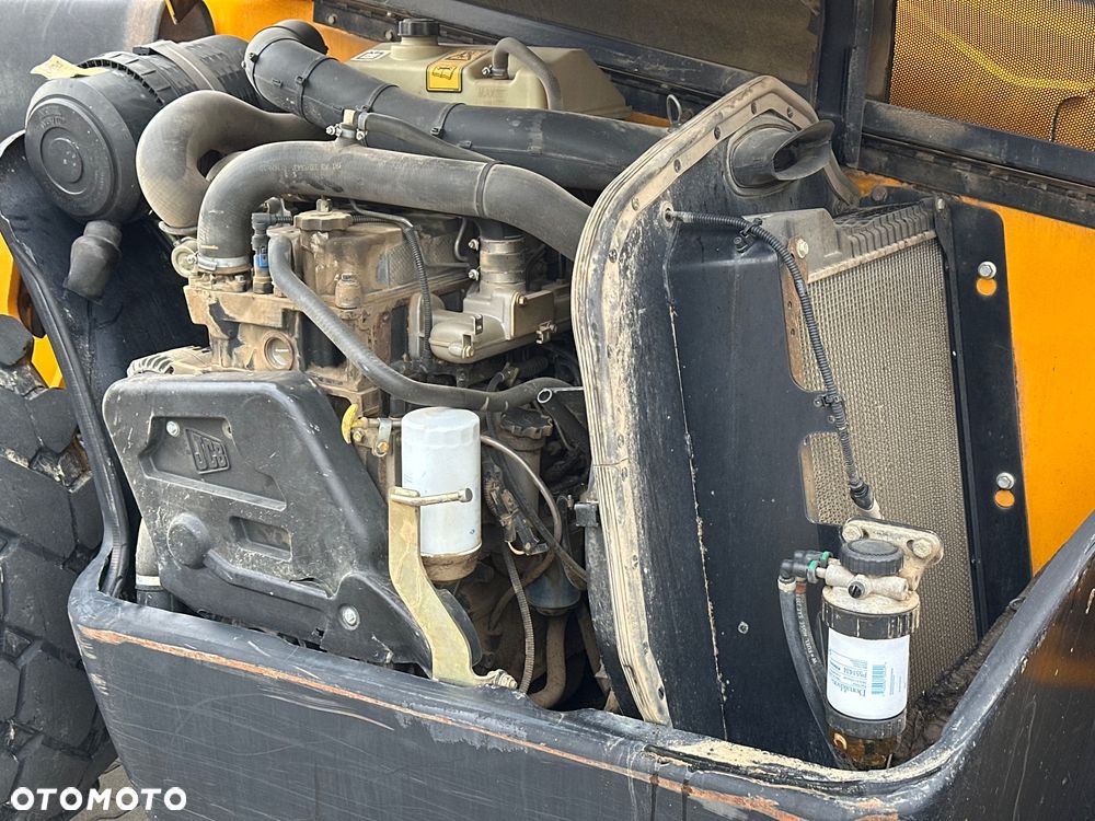 JCB 535-95 - 16