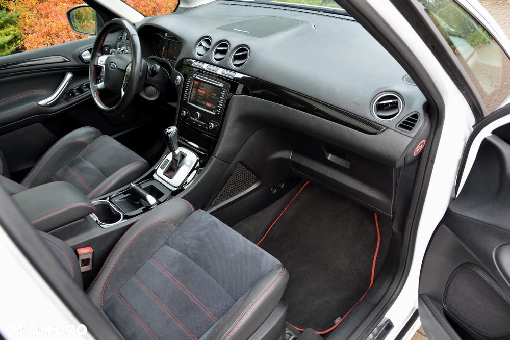 Ford S-Max 2.0 TDCi DPF Titanium X - 35