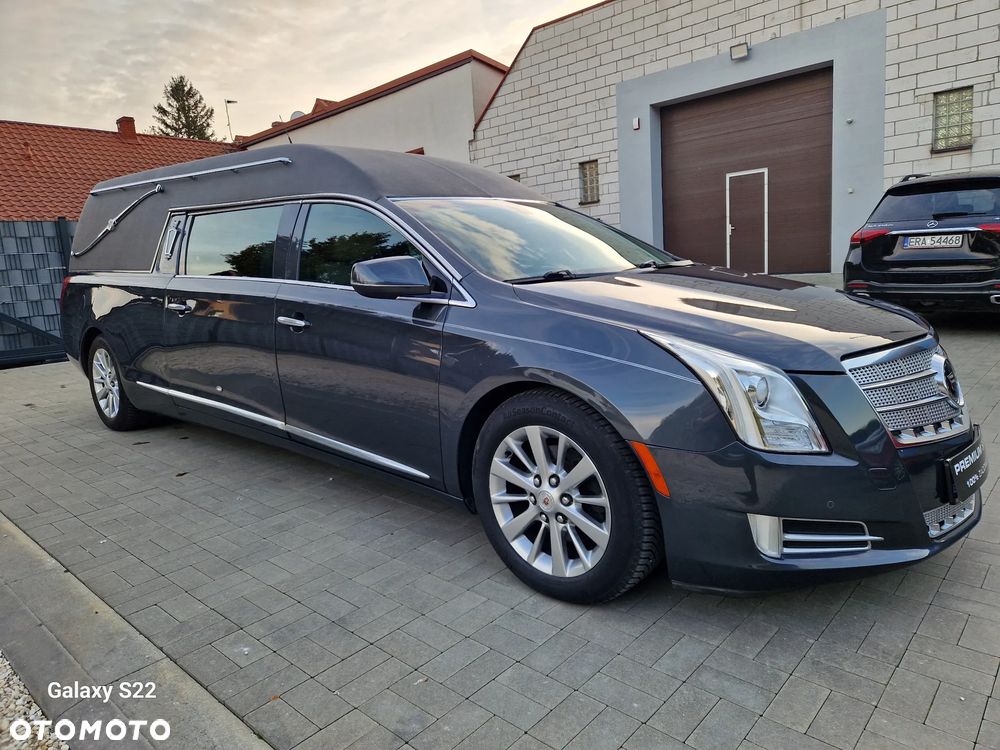 Cadillac XTS - 2