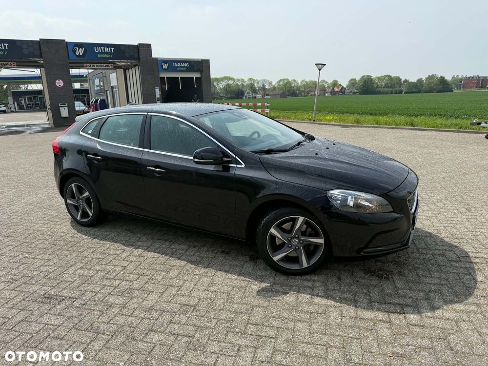 Volvo V40 D4 Drive-E Summum - 1