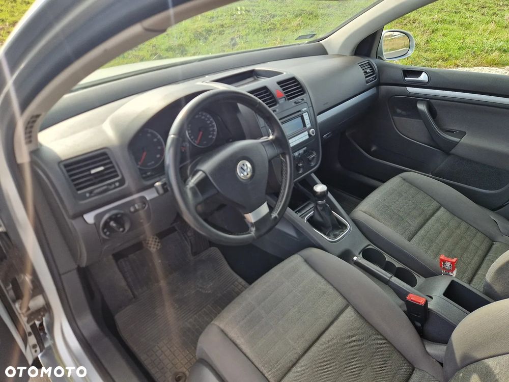 Volkswagen Golf V 1.6 Trendline - 6