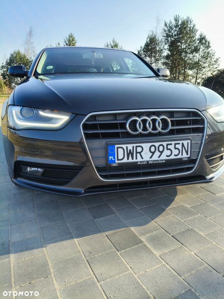 Audi A4 Avant 2.0 TDI ultra - 1