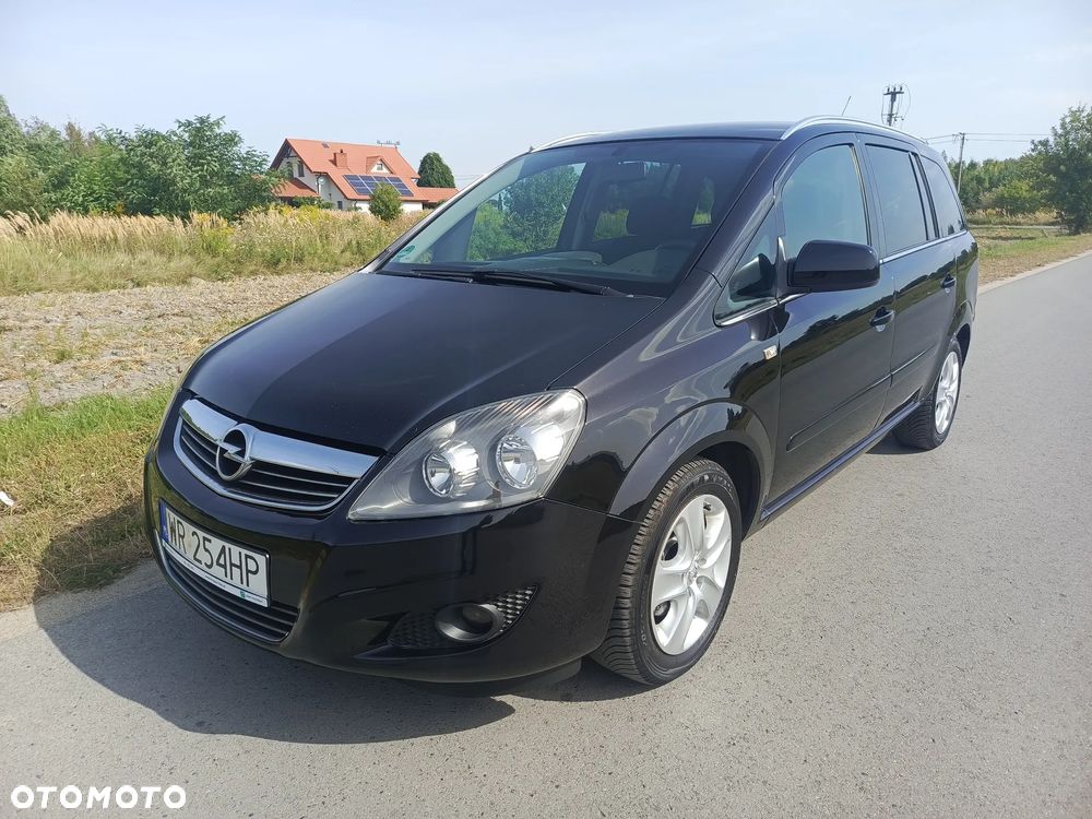 Opel Zafira 1.6 Cosmo - 1