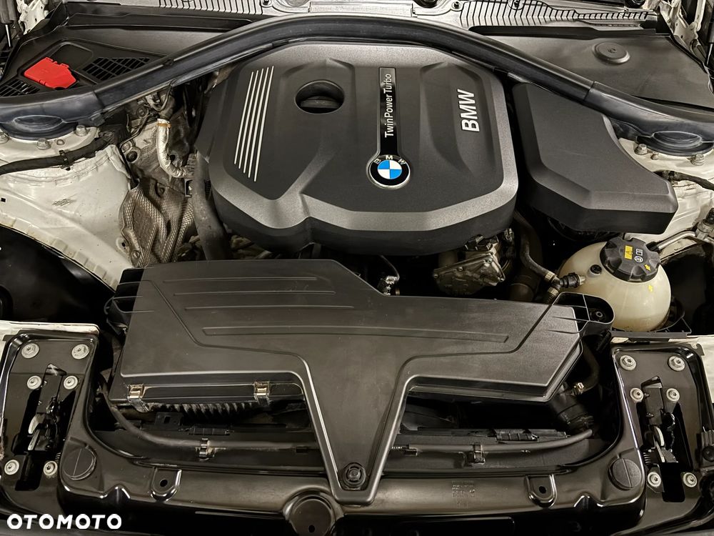 BMW Seria 1 118i GPF - 17