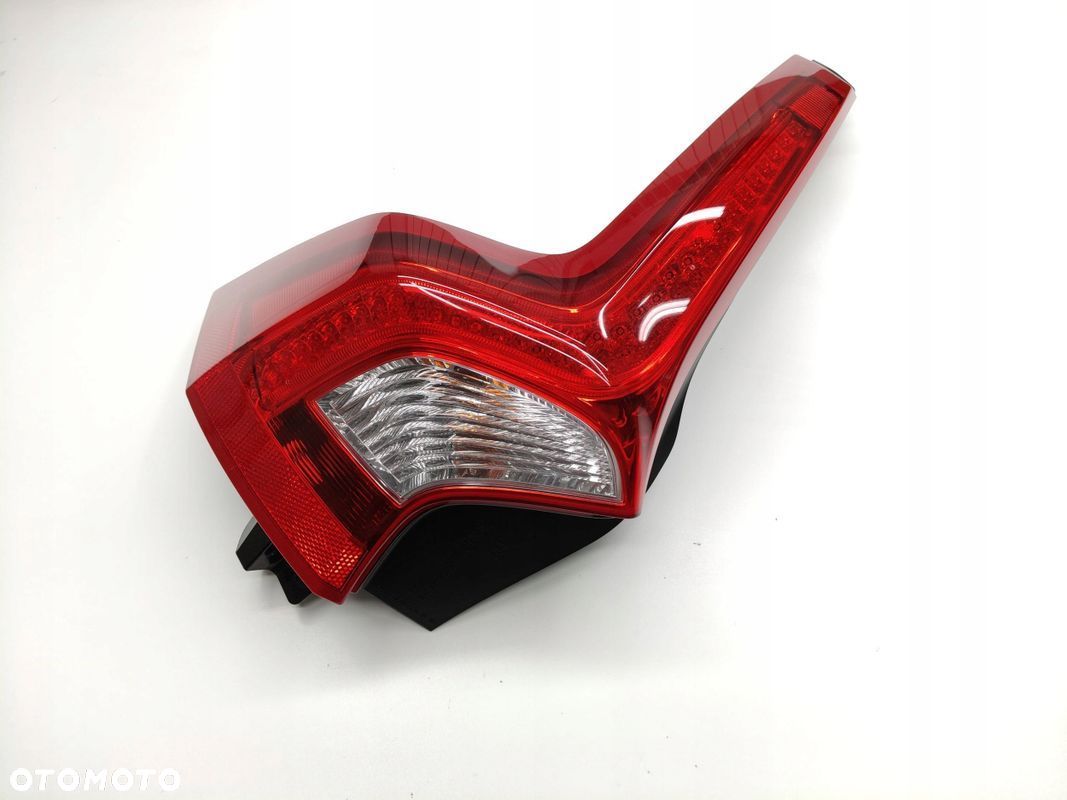 LAMPA LEWY TYŁ VOLVO V60 31214963 - 1