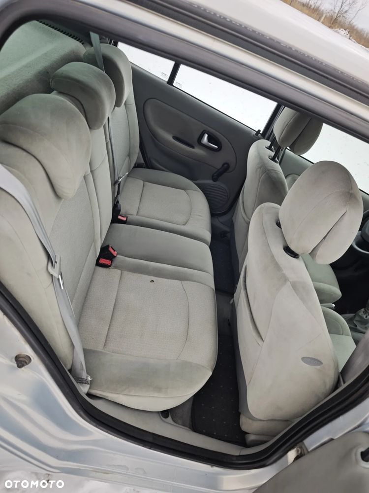 Renault Clio 1.5 dCi Confort Privilege - 7