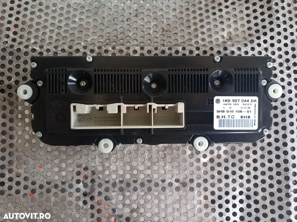 Panou Modul Comenzi Dublu Climatronic Cu Incalzire In Scaune Vw Golf 5 Jetta Touran Cod 1KDA - 5