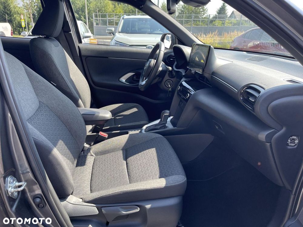 Toyota Yaris Cross - 8