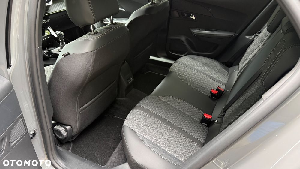Peugeot 2008 - 26