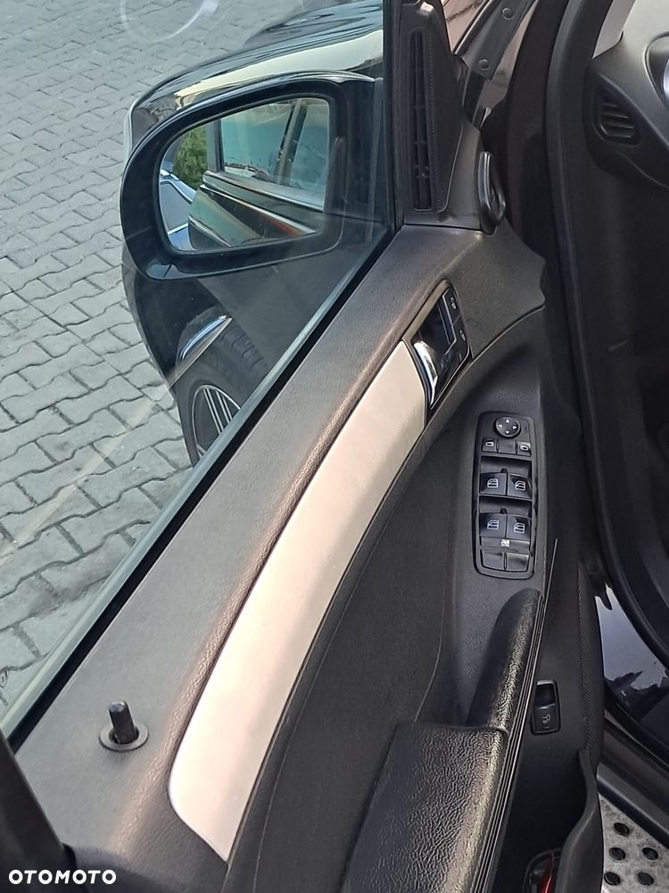 Mercedes-Benz ML - 6