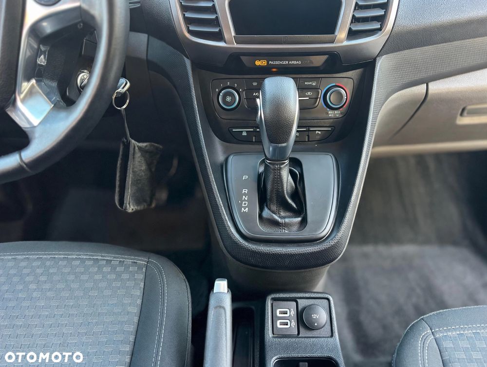 Ford Tourneo Connect Grand - 9